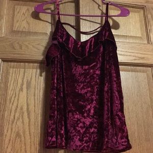 Velvet top!!❤️